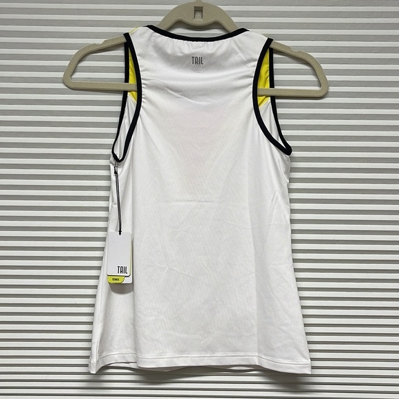 Tail NWT White Scoop Neck Athletic Tennis Tank Top Size XS - Picture 8 of 9